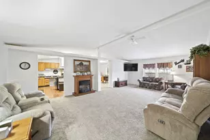 301 Hidden River Dr, Adrian, MI 49221 - Photo 6