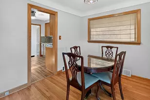 9949 Sterling Ave, Allen Park, MI 48101 - Photo 10