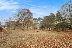 5230 Wickham Dr, Norton Shores, MI 49441 - Photo 16