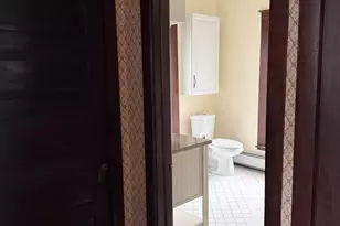 1210 Guernsey Ct, Saint Joseph, MI 49085 - Photo 14