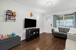 575 E Lewiston Ave, Ferndale, MI 48220 - Photo 8