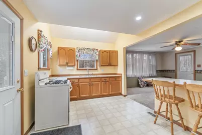 927 N George Street, Jackson, MI 49202 - Photo 12