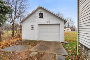 927 N George St, Jackson, MI 49202 - Photo 42