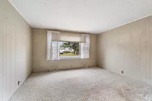 927 N George St, Jackson, MI 49202 - Photo 6