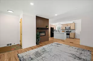 29256 Brody Ave, Westland, MI 48185 - Photo 4