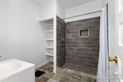 1118 Fulton Street E, Grand Rapids, MI 49503 - Photo 12