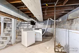 1118 Fulton St E, Grand Rapids, MI 49503 - Photo 18