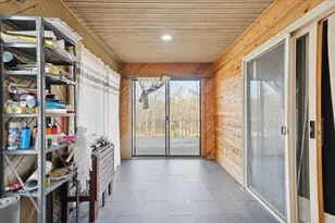 28140 Terrence St, Livonia, MI 48154 - Photo 32