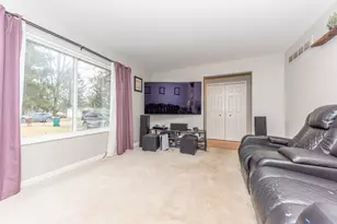 1470 Nightingale Rd, Wixom, MI 48393 - Photo 8