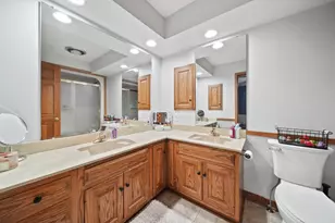 1544 Brookfield Ct, Adrian, MI 49221 - Photo 18