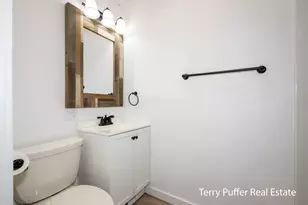 643 Evanston Ave, Muskegon, MI 49442 - Photo 16