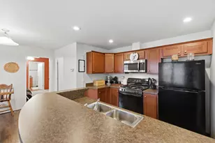 5076 Zachary Ct, Hudsonville, MI 49426 - Photo 12