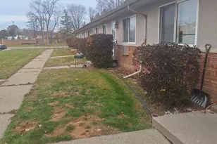 22700 Stair Dr, Clinton Twp, MI 48036 - Photo 2