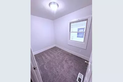 1317 Illinois Avenue, Lansing, MI 48906 - Photo 4
