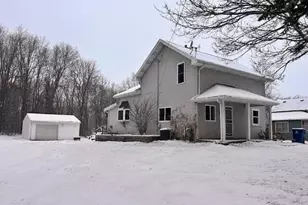 275 Battle Creek St, Ceresco, MI 49033 - Photo 4