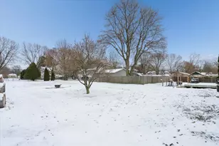 835 Fleming Ave, Jackson, MI 49202 - Photo 6
