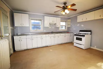 409 Portage Avenue, Three Rivers, MI 49093 - Photo 6