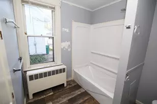 409 Portage Ave, Three Rivers, MI 49093 - Photo 12