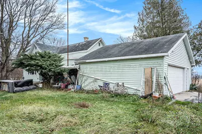 1088 W Remus Road, Mount Pleasant, MI 48858 - Photo 8