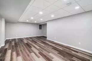 805 Landsdowne Ave, Portage, MI 49002 - Photo 22