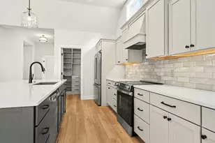 4712 Knapp Bluff Dr NE, Grand Rapids, MI 49525 - Photo 6