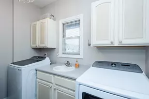 4779 Pleasant Meadow Circle, Saint Joseph, MI 49085 - Photo 16