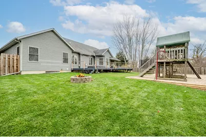 4779 Pleasant Meadow Circle, Saint Joseph, MI 49085 - Photo 38