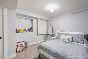 562 Brookstone St, Holland, MI 49423 - Photo 20