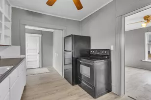 1915 E Ganson St, Jackson, MI 49202 - Photo 12