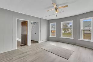 1915 E Ganson St, Jackson, MI 49202 - Photo 4