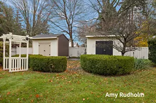 522 E River St, Spring Lake, MI 49456 - Photo 108