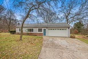 66017 Conrad Rd, Edwardsburg, MI 49112 - Photo 2