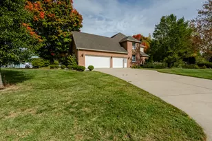 3184 Wyndwicke Dr, Saint Joseph, MI 49085 - Photo 52