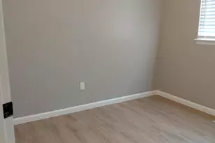 30966 Dover Ave, Garden City, MI 48135 - Photo 16