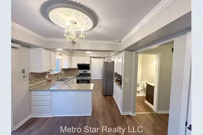 1553 Lakewood Drive, Troy, MI 48083 - Photo 8