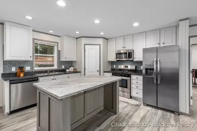 1824 Rhoda Street SE, Lowell, MI 49331 - Photo 4