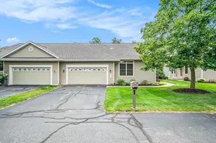 1092 Kensington St NW, Grand Rapids, MI 49534 - Photo 4