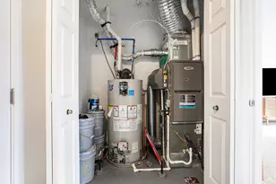 10281 Swan Lake Cir, Ypsilanti, MI 48197 - Photo 28