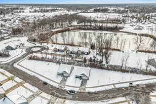 10281 Swan Lake Cir, Ypsilanti, MI 48197 - Photo 40