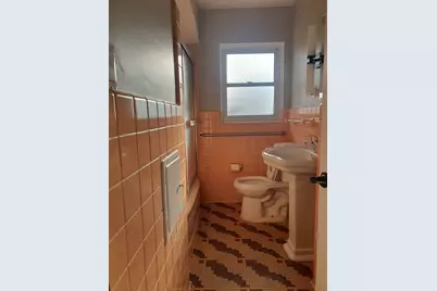 20945 Parkcrest Drive, Harper Woods, MI 48225 - Photo 12