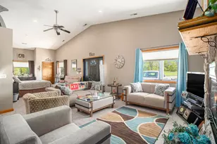 390 Iyopawa Rd, Coldwater, MI 49036 - Photo 6