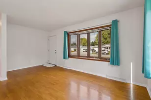 5452 Lucerne Ave, Kalamazoo, MI 49048 - Photo 8