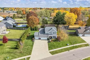 4047 Fox Woods Rd, Saint Joseph, MI 49085 - Photo 46