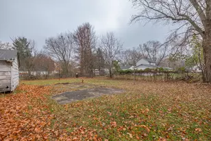 620 Ira Ave, Kalamazoo, MI 49048 - Photo 26