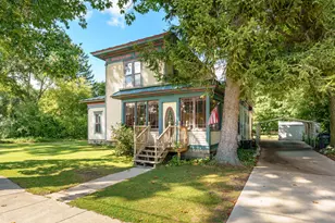 310 W Van Buren St, Gobles, MI 49055 - Photo 2