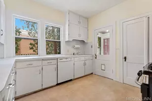 186 W 12th St, Holland, MI 49423 - Photo 24