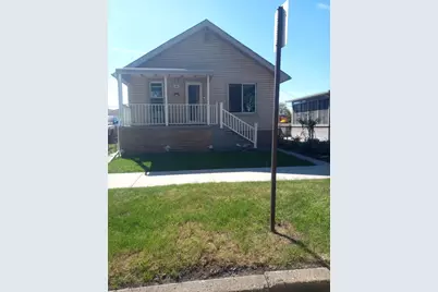 40 E Glenwood Avenue, Ecorse, MI 48229 - Photo 1