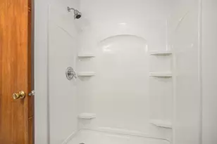 305 S Mingo St, Albion, MI 49224 - Photo 16