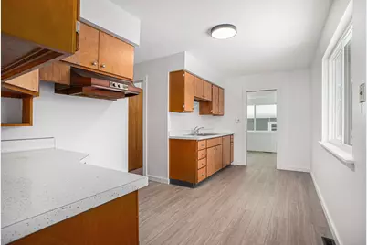 305 S Mingo Street, Albion, MI 49224 - Photo 6