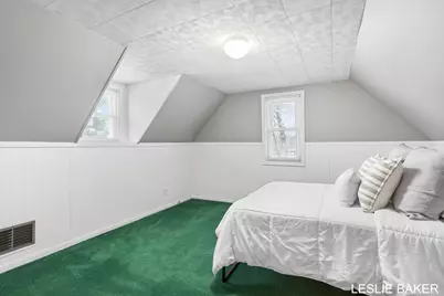 943 College Avenue, Holland, MI 49423 - Photo 28